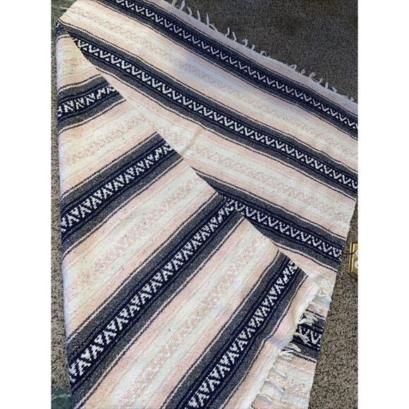 Mexican Blanket Pink, Grey and White, Falsa 50” X 63.5” JFR Made In Mexico - Picture 5 of 5